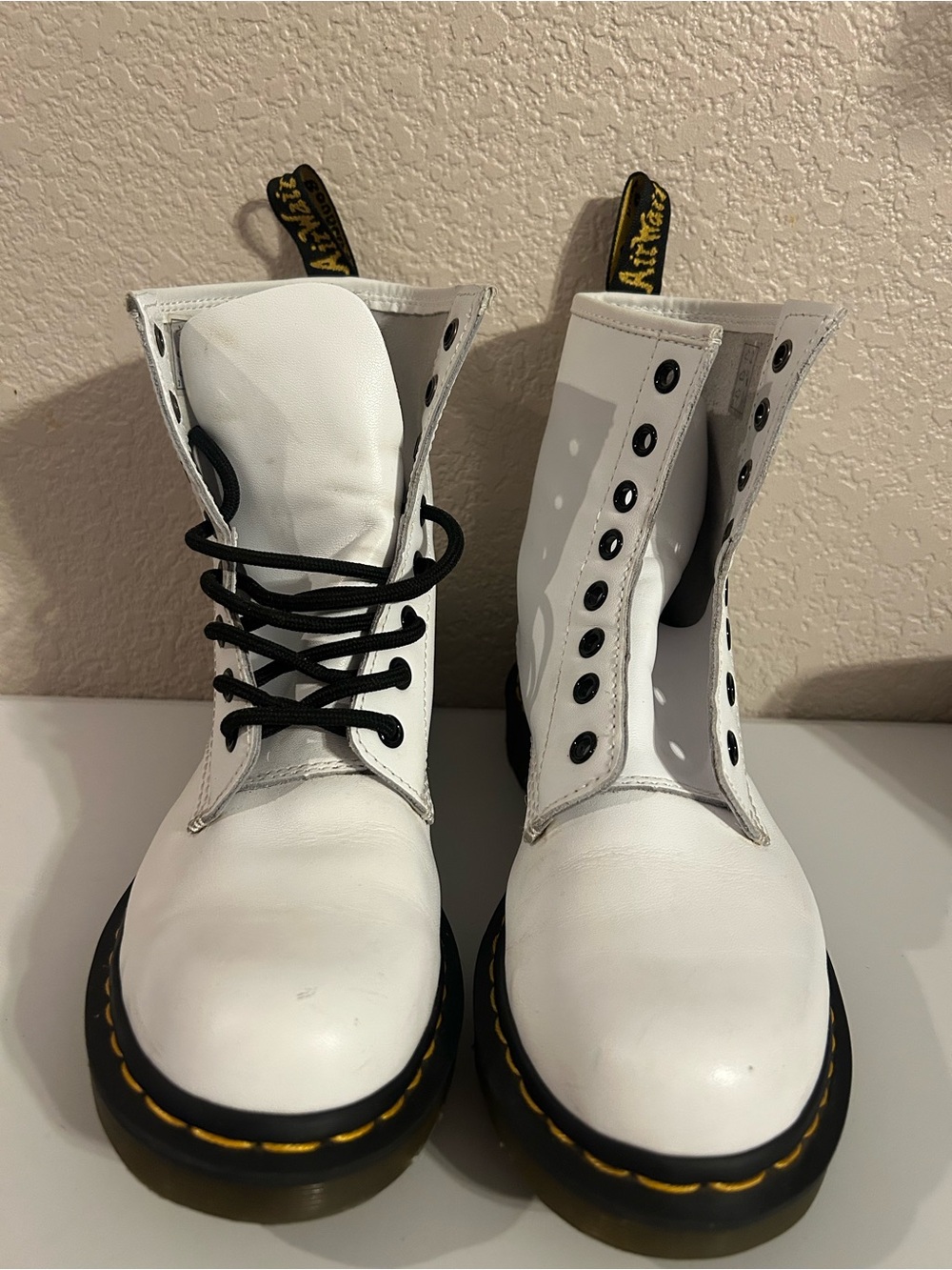 Doc Dr Martens Airwair Luana Boots Women's 7 White 1460W AW004